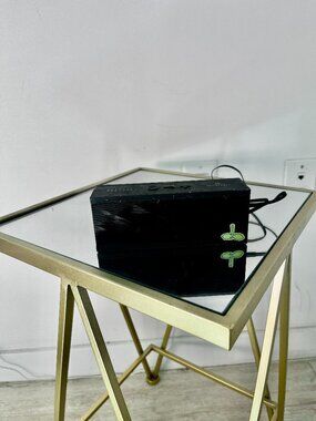 Barneys New York Black Jawbone Influencer Portable Speaker